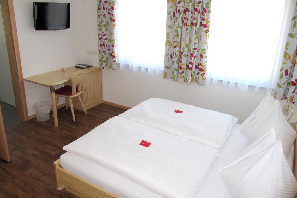 Haus Ofner Am Kreischberg Bed and Breakfast Sankt Georgen ob Murau Δωμάτιο φωτογραφία